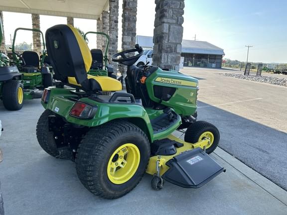 Image of John Deere X730 equipment image 3