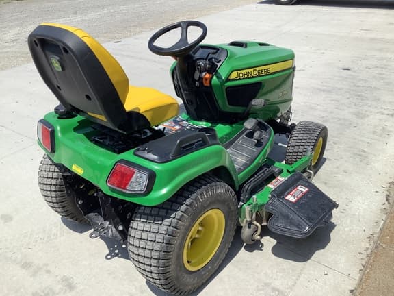 Image of John Deere X730 equipment image 3