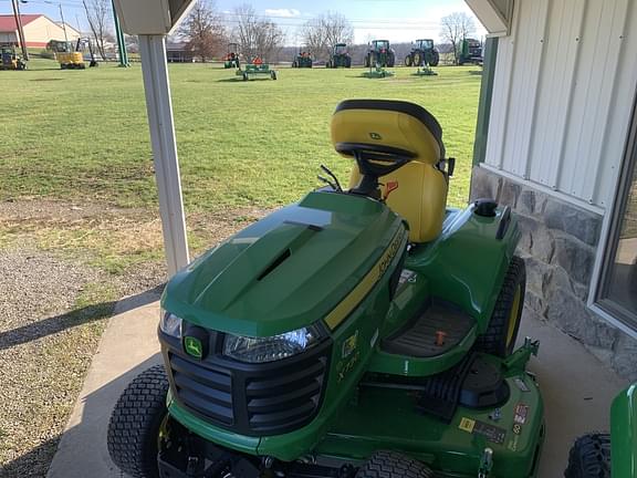 Image of John Deere X730 equipment image 2