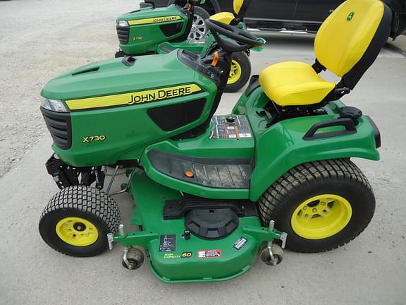 Image of John Deere X730 equipment image 1