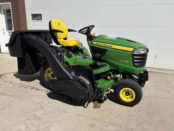 2024 John Deere X734 Equipment Image0