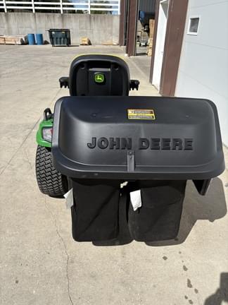 Image of John Deere X734 equipment image 2