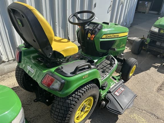 Image of John Deere X734 equipment image 3