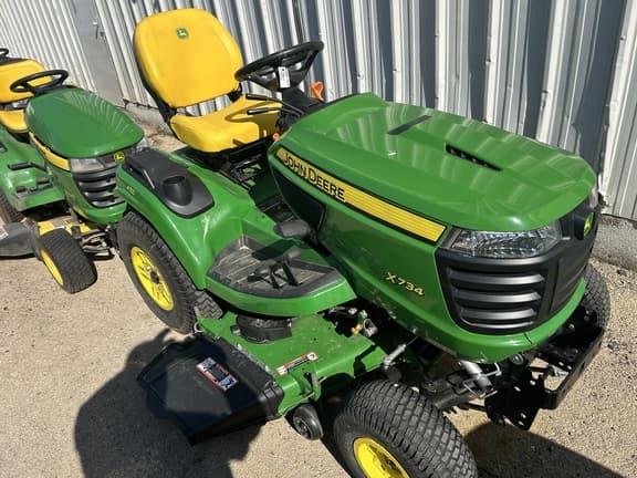 Image of John Deere X734 Primary image