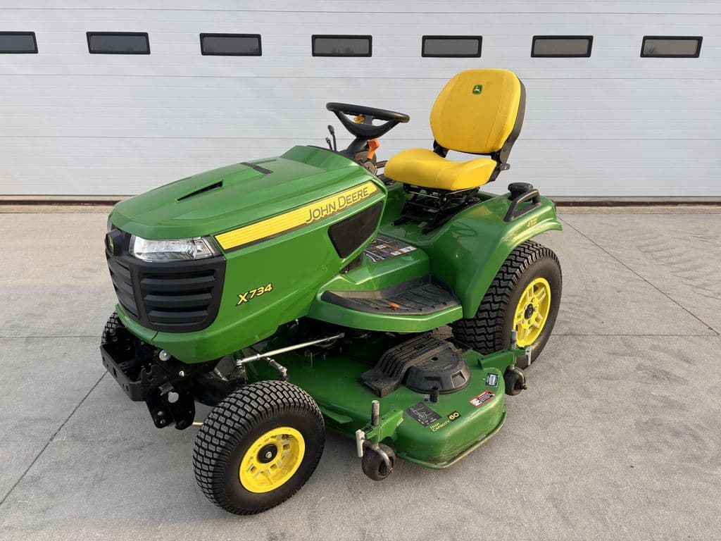 Image of John Deere X734 Primary image