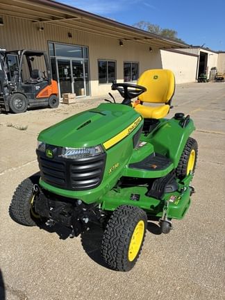 2024 John Deere X738 Equipment Image0