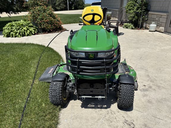 Image of John Deere X739 equipment image 2