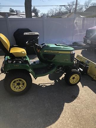 Image of John Deere X739 equipment image 1