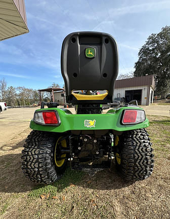 Image of John Deere X739 equipment image 3