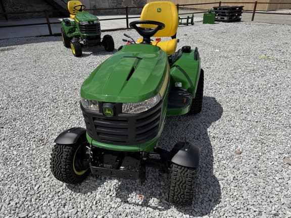 Image of John Deere X739 equipment image 3