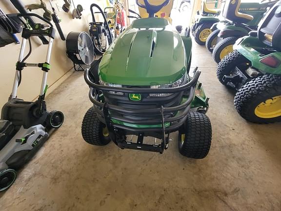 Image of John Deere X750 equipment image 2