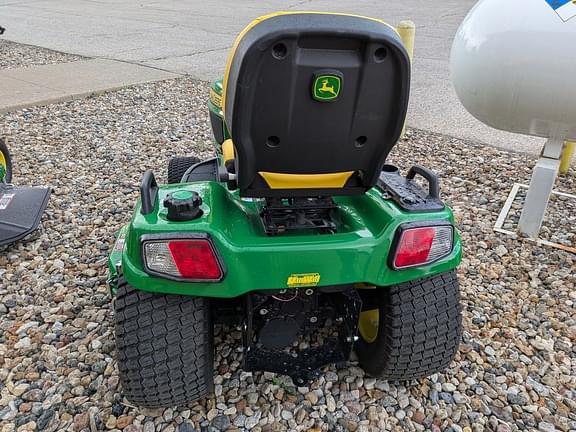 Image of John Deere X750 equipment image 3