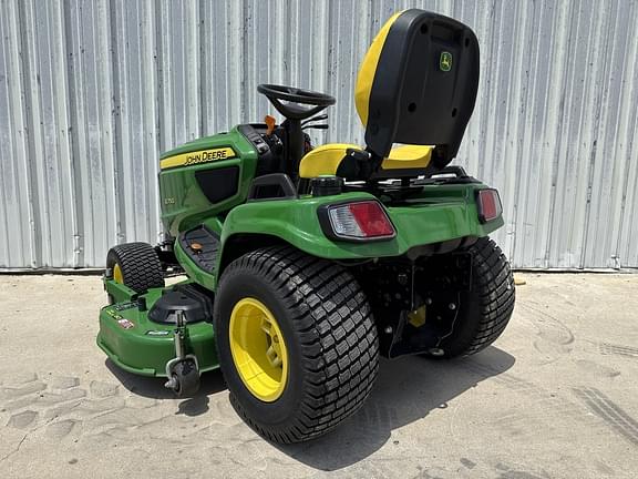 Image of John Deere X750 equipment image 2
