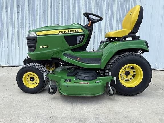 Image of John Deere X750 Primary image