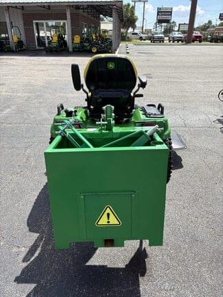 Image of John Deere X750 equipment image 2