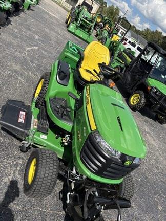 Image of John Deere X750 equipment image 1