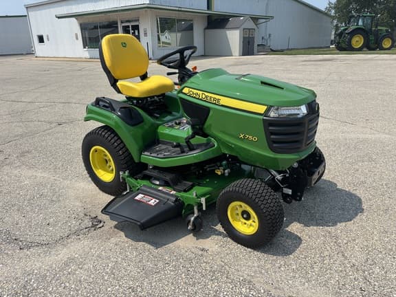 Image of John Deere X750 Primary image