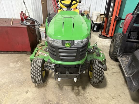 Image of John Deere X754 equipment image 3