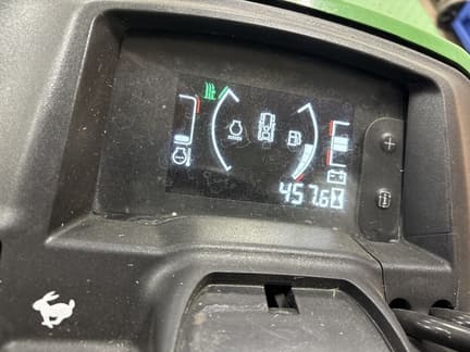 Image of John Deere X754 equipment image 1