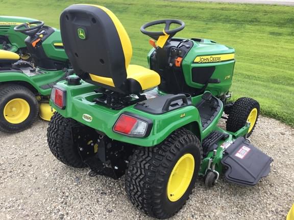 Image of John Deere X758 equipment image 4
