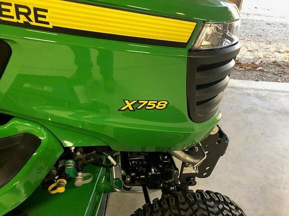 Image of John Deere X758 equipment image 2