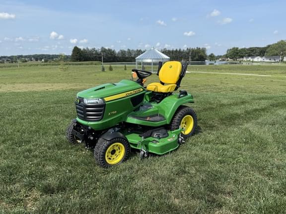 Image of John Deere X758 Primary image