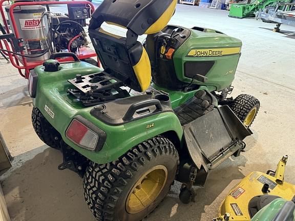 Image of John Deere X758 equipment image 2