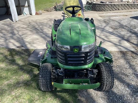 Image of John Deere X758 equipment image 1