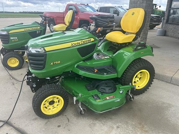 Image of John Deere X758 Primary image