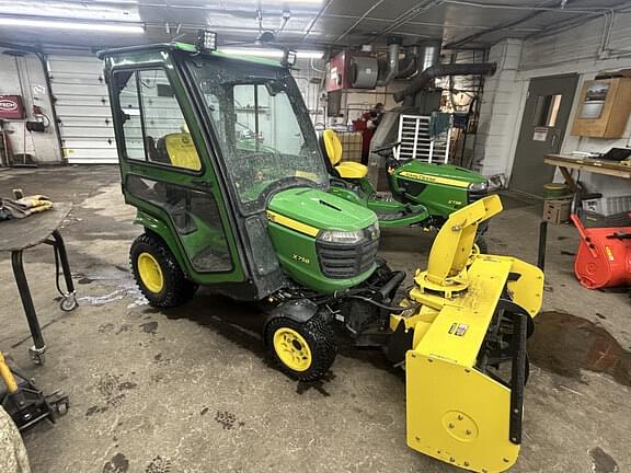 Image of John Deere X758 Image 1