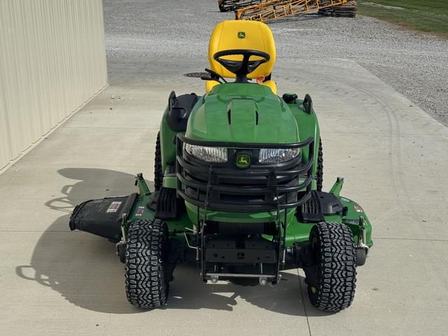 Image of John Deere X758 equipment image 2