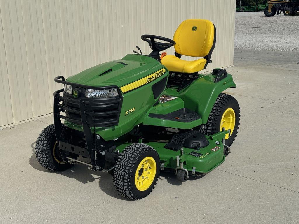 Image of John Deere X758 Primary image