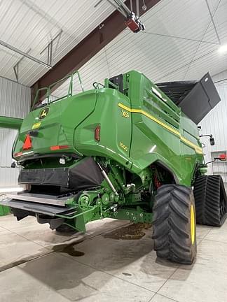 Image of John Deere X9 1000 equipment image 3