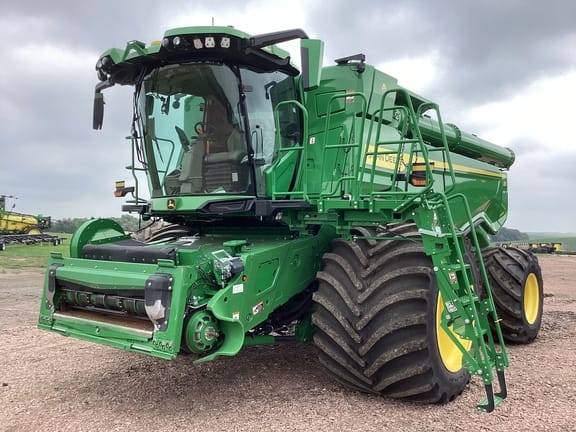 2024 John Deere X9 1000 Equipment Image0