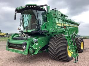 2024 John Deere X9 1000 Image