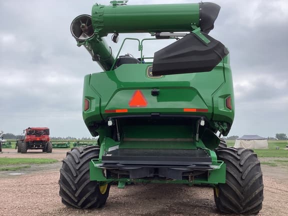 Image of John Deere X9 1000 equipment image 4