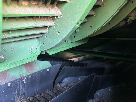 Image of John Deere X9 1000 equipment image 1