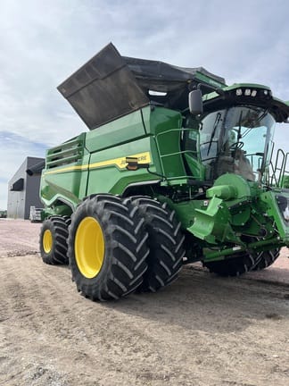 2024 John Deere X9 1000 Equipment Image0