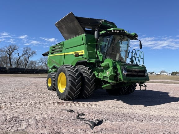 2024 John Deere X9 1000 Equipment Image0