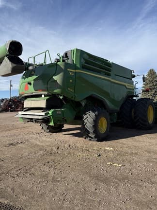 Image of John Deere X9 1000 equipment image 1