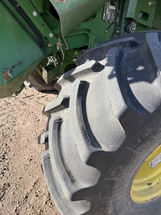 Image of John Deere X9 1000 equipment image 4