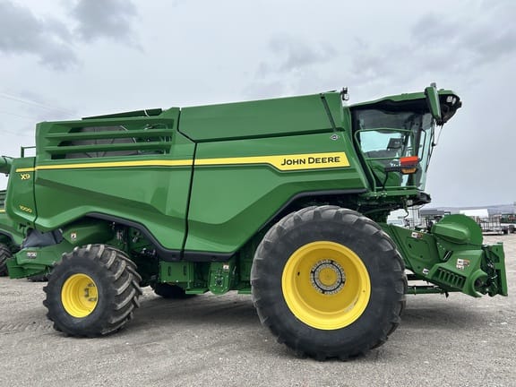2024 John Deere X9 1000 Equipment Image0