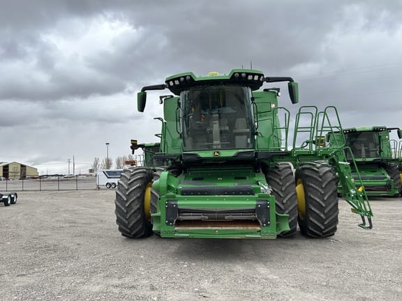 2024 John Deere X9 1000 Equipment Image0