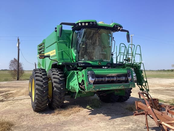 Image of John Deere X9 1000 equipment image 4