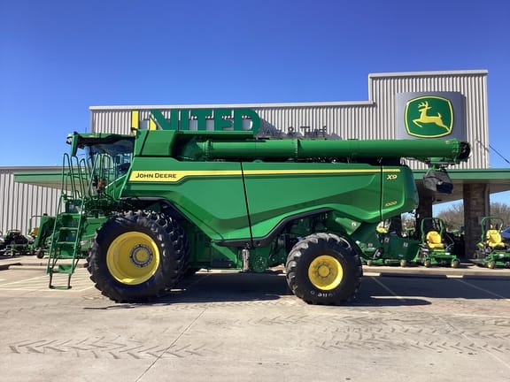 2024 John Deere X9 1000 Equipment Image0