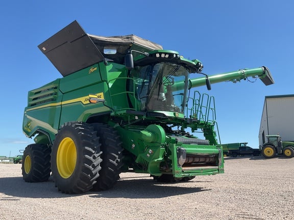 2024 John Deere X9 1000 Equipment Image0