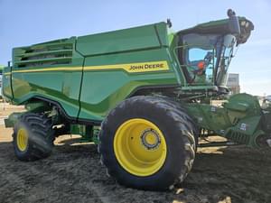 2024 John Deere X9 1000 Image