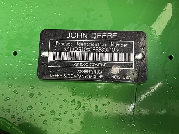 Image of John Deere X9 1000 equipment image 4