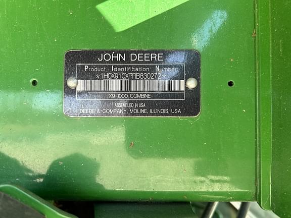 Image of John Deere X9 1000 equipment image 4