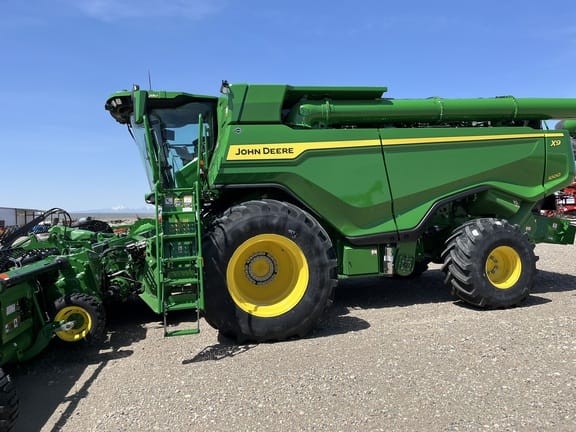 2024 John Deere X9 1000 Equipment Image0